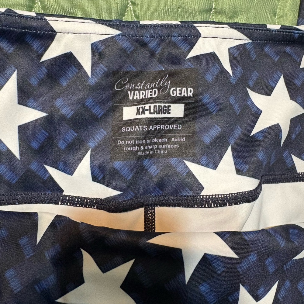 CVG cropped star leggings - Picture 2 of 3